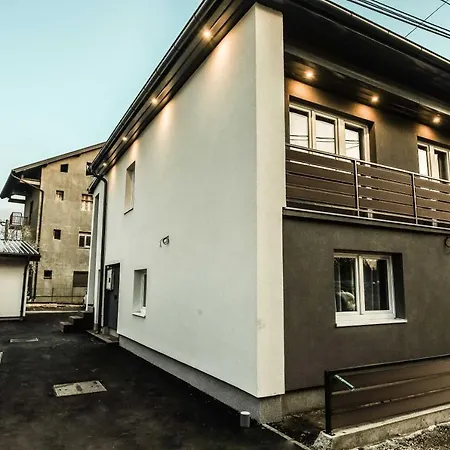 Polar Lpij Apartment *